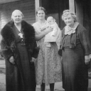 Stearn, Allen, Sutton, Harris 4 Generation 1939, left to right:  Mary Elizabeth Allen Sutton, Minne Elizabeth Sutton Harris, Ruth Marie Harris and Ellen Jane Stearns Allen.