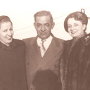 Blanche Hamilton Smith, Carson Lester Hamilton, and Mabel Hamilton Cabrera on right.  Children of Sallie Carson Hamilton (1883-1912) and grandchildren of Davis Carson (1849-1922).
